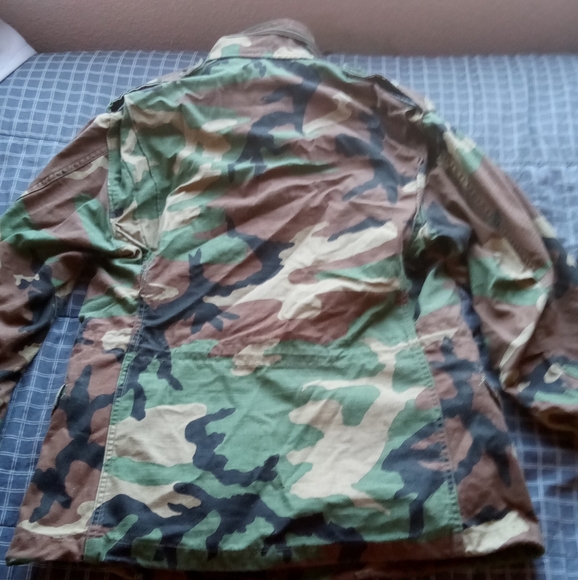 Vintage Mens army jacket - Picture 4 of 6